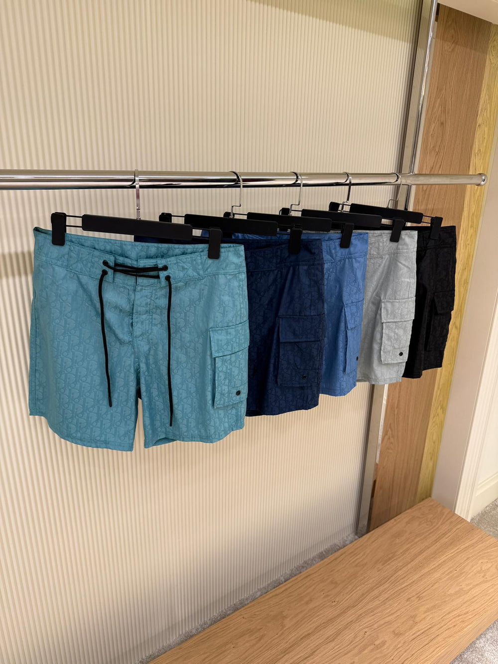 Short de Bain Noir Logo — Séchage Rapide