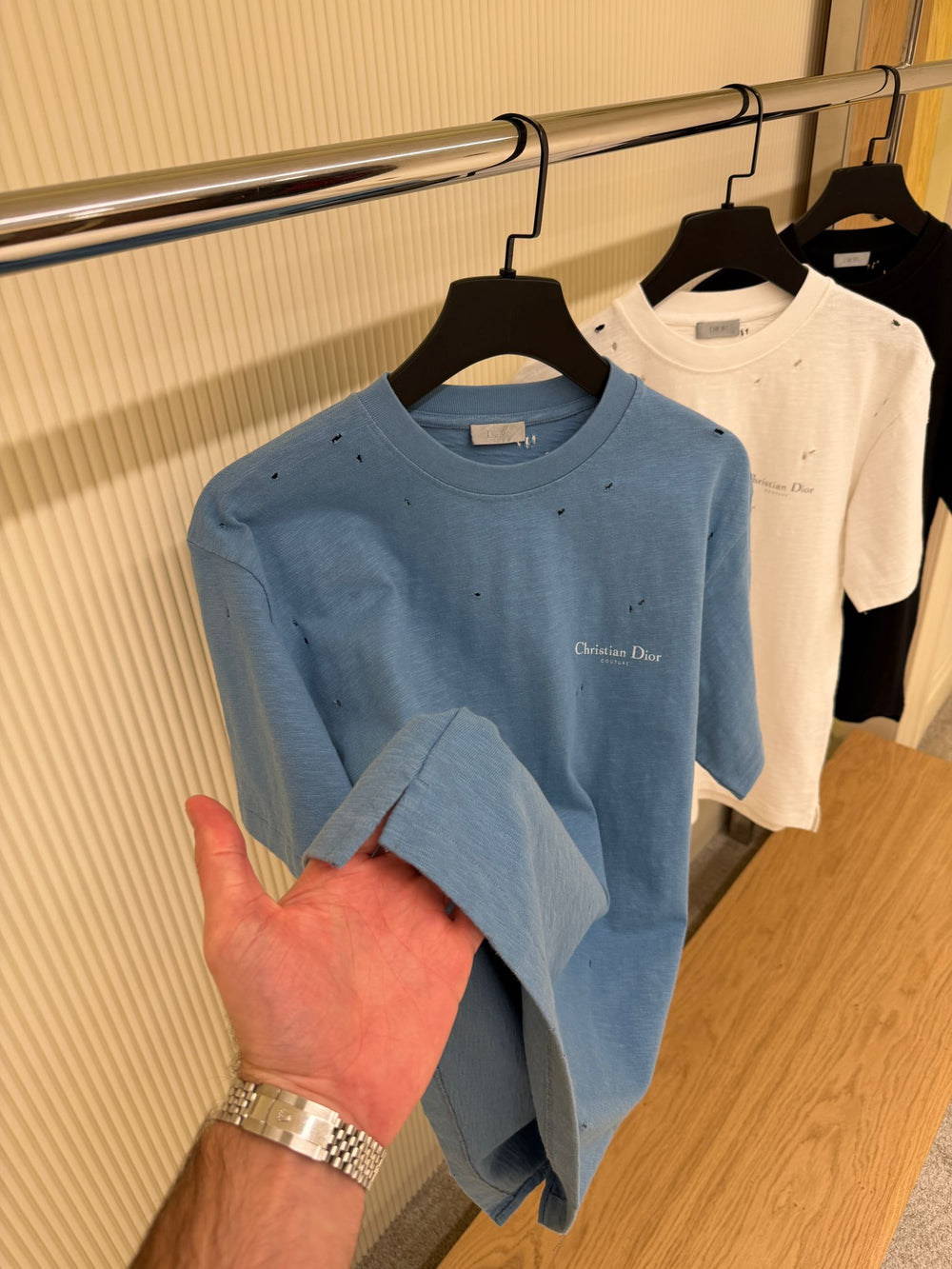 T-shirt Imprimé Poitrine — Coton Regular