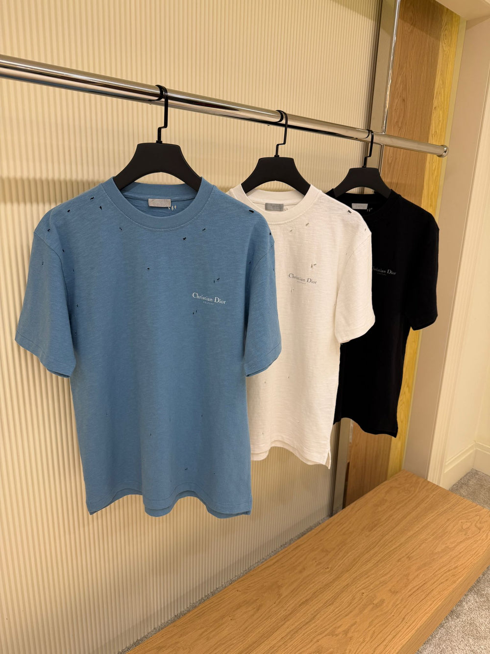 T-shirt Imprimé Poitrine — Coton Regular