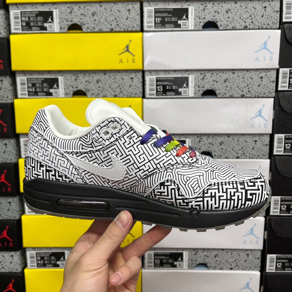 Nike Air Max 1 'Noir Blanc Labyrinthe' — vue 3