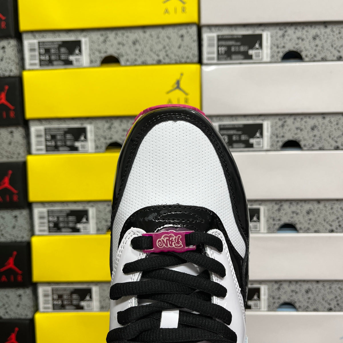 Nike Air Max 1 'Blanc Noir Rose Verni' — vue 8