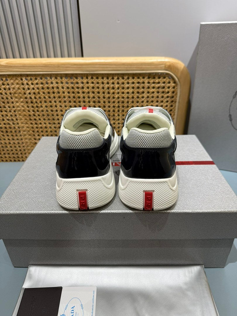 Sneakers America's Cup