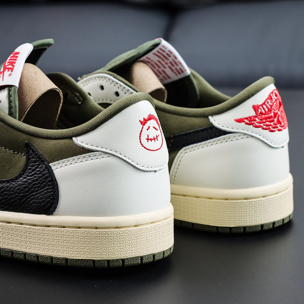 Travis Scott x Air Jordan 1 Retro Low OG SP Medium Olive