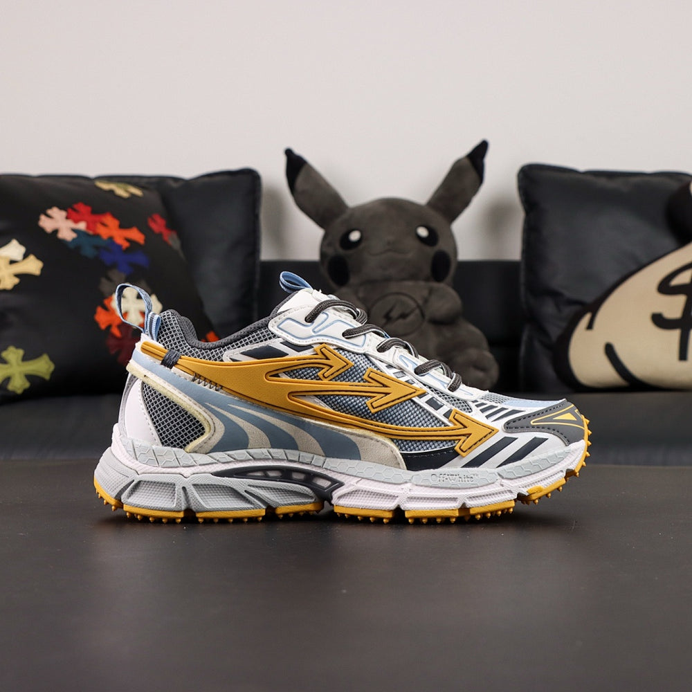 Sneaker Off W. Be Right Back
