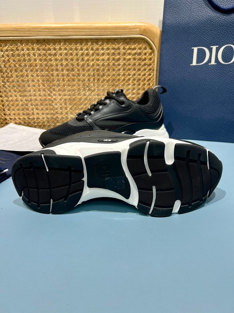Sneakers B22