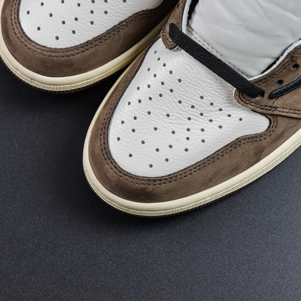 Travis Scott x Air Jordan 1 Retro High "Cactus Jack"