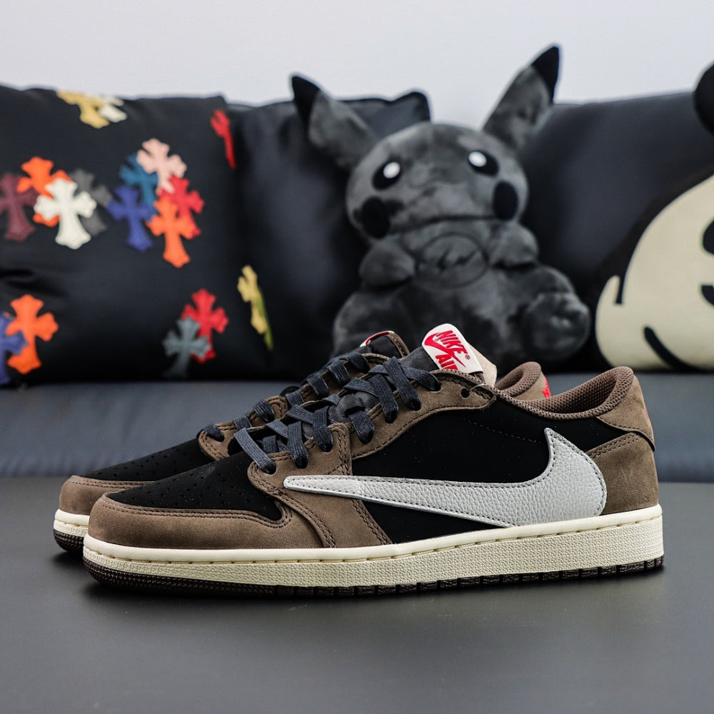 Travis Scott x Air Jordan 1 Retro Low Mocha