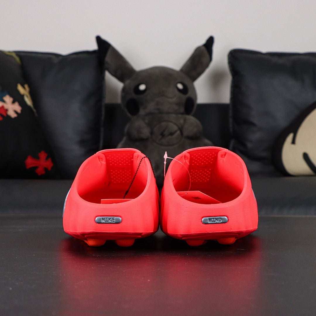 Nike Mind 001 Slide Solar Red