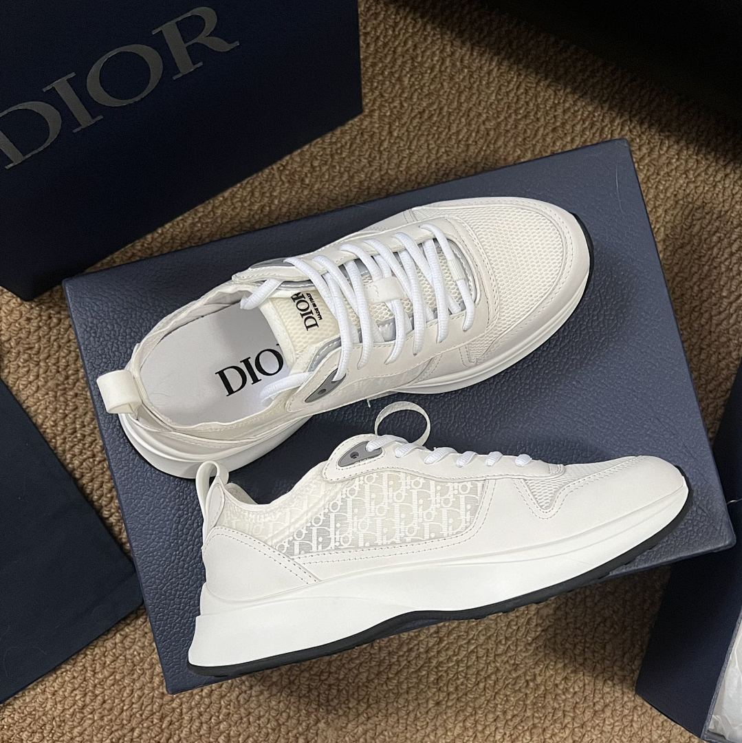 Sneakers B25