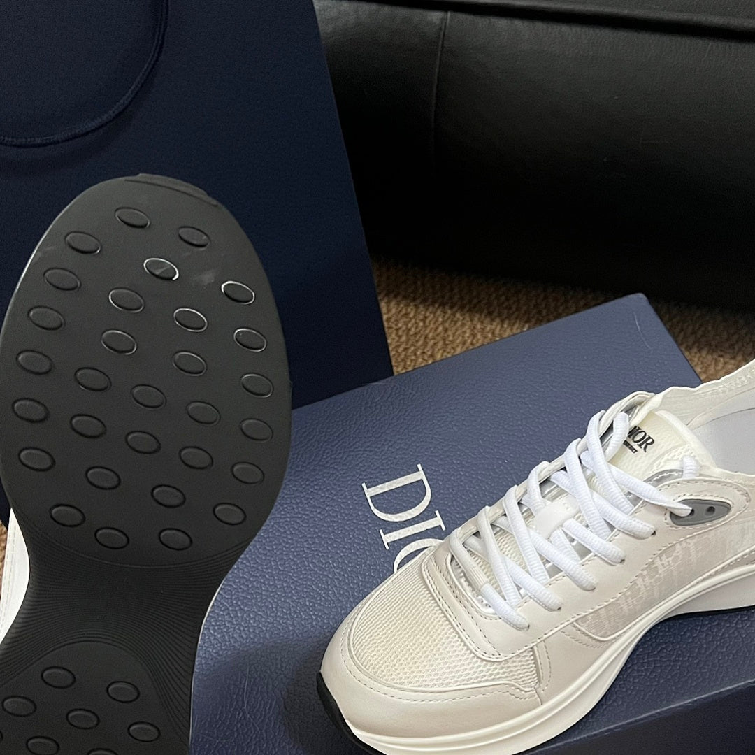 Sneakers B25