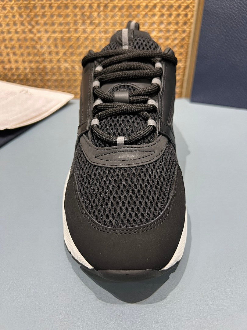 Sneakers B22