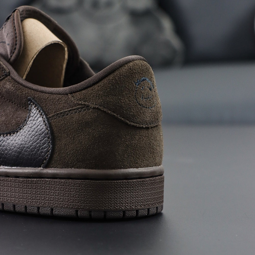 Sneakers Basses Cuir Noir & Daim Marron 'Velvet Brown'