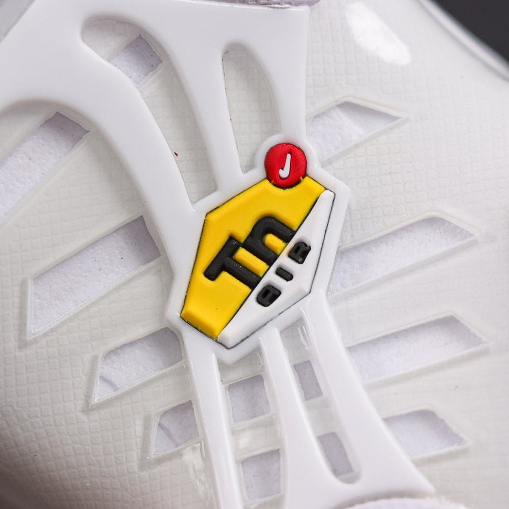 Nike Air Max TN x Supreme DA1472-100