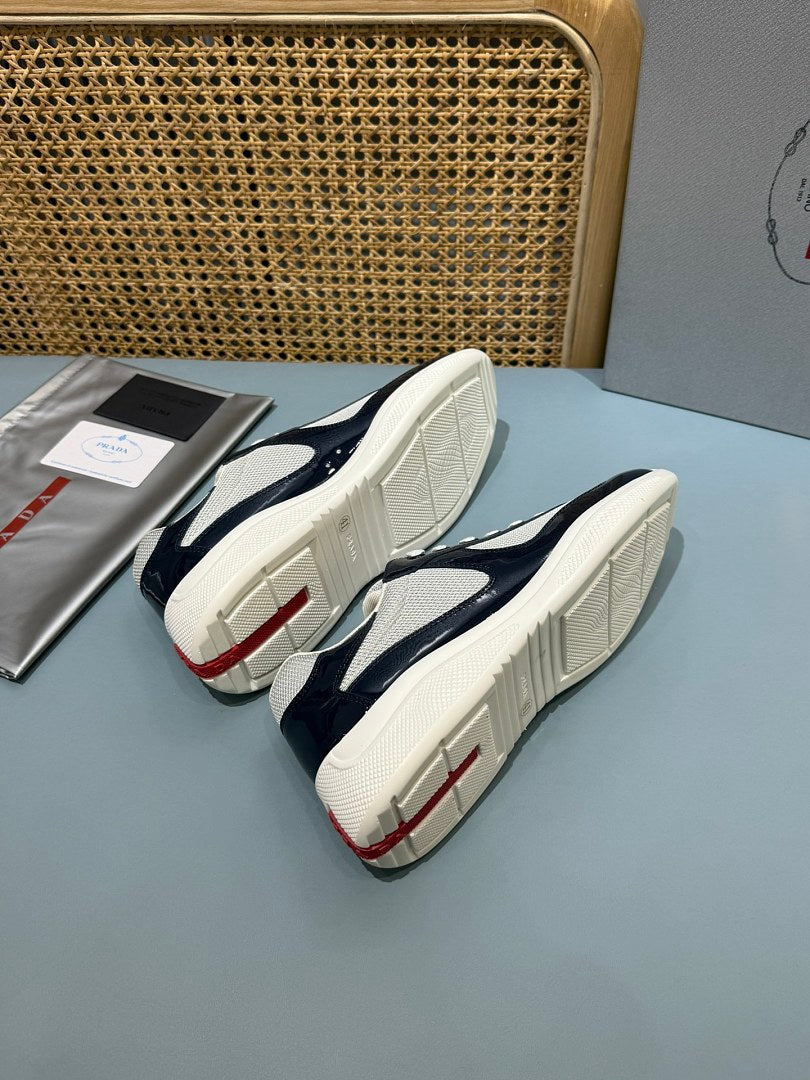 Sneakers America's Cup