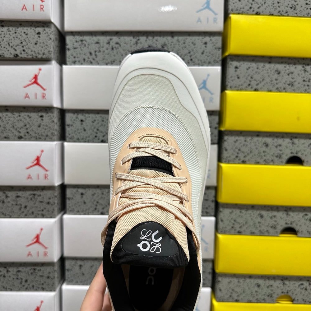 Sneaker On x Loe. Cloudtilt