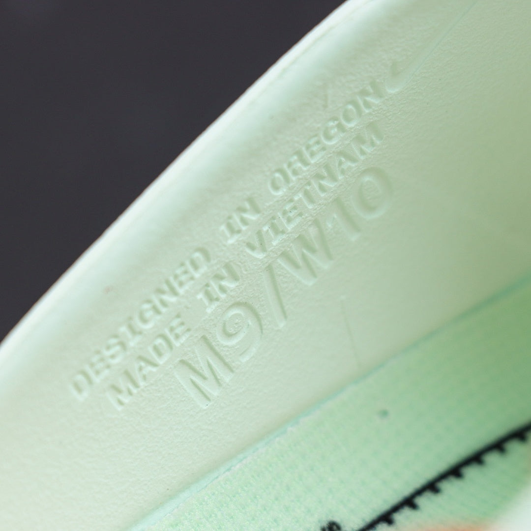 Nike Mind 001 Slide Barely Green (W)