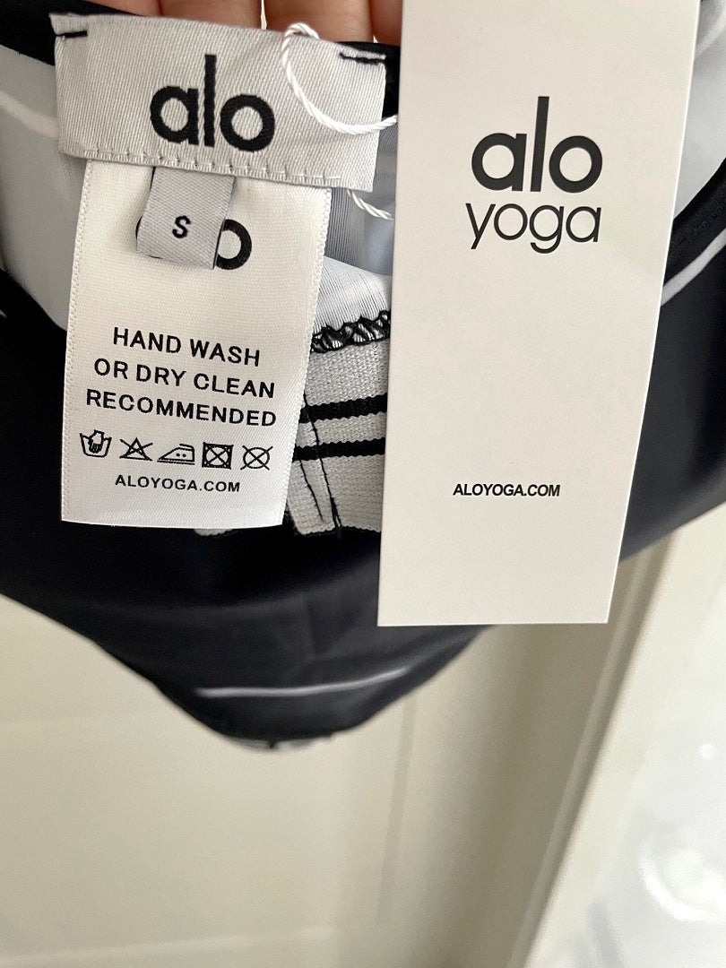 Ensemble Yoga Alo
