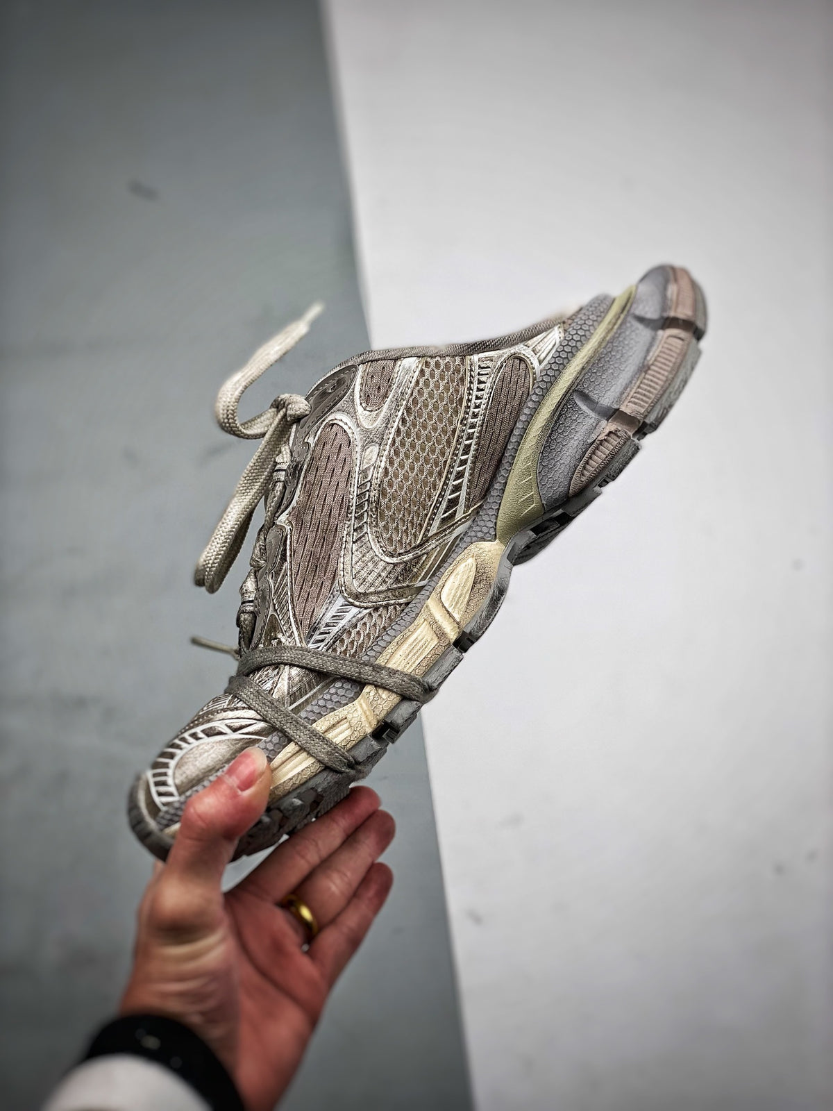 Sneakers 3XL 'Gris Beige'