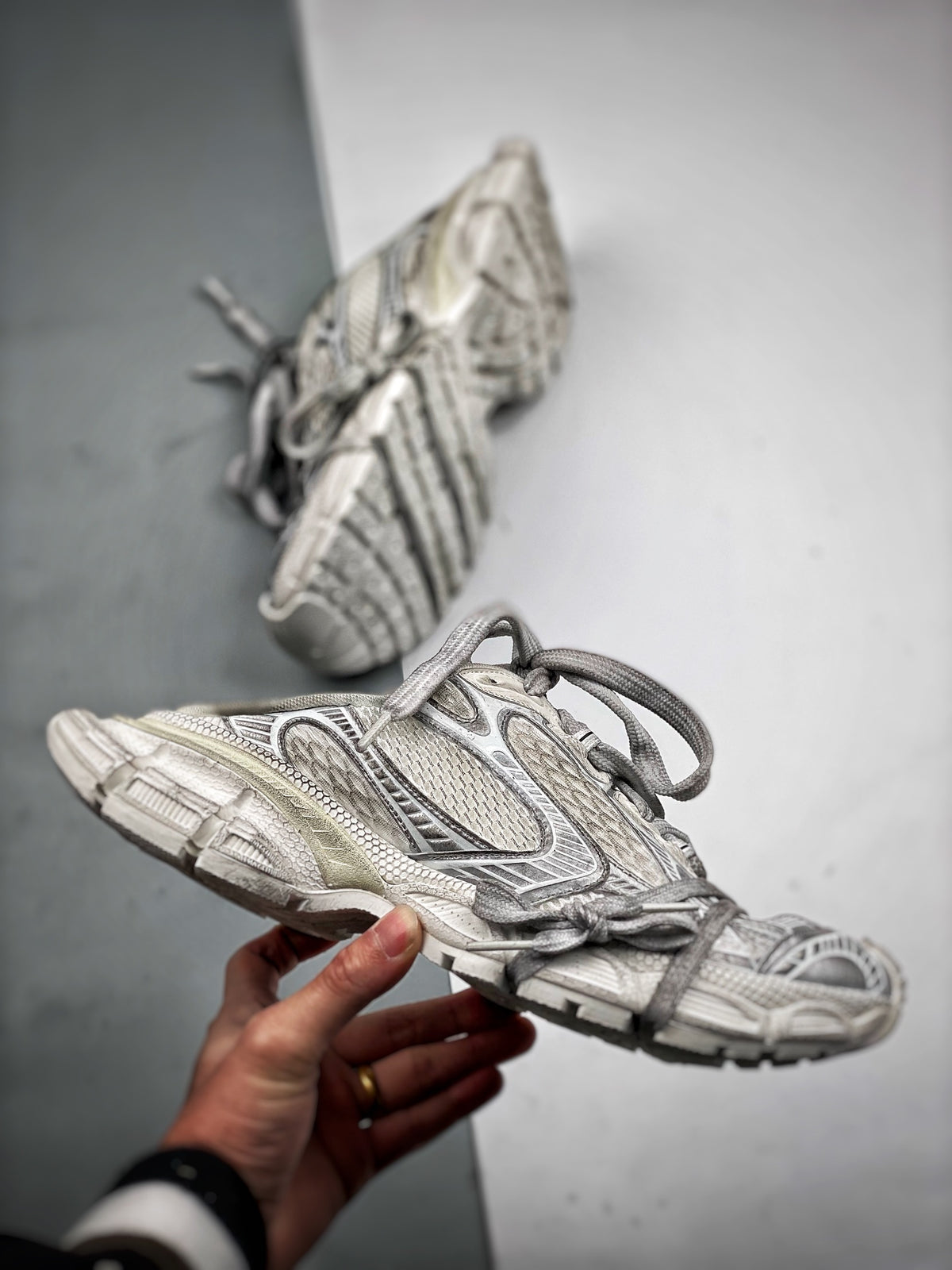 Sneakers 3XL 'Blanc Gris Délavé'