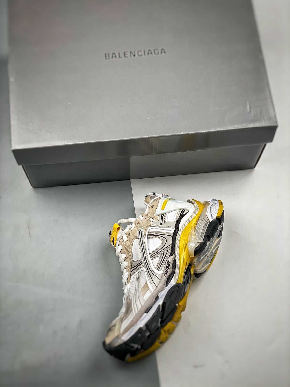 Sneakers Runner 7.5 'Argent Jaune'
