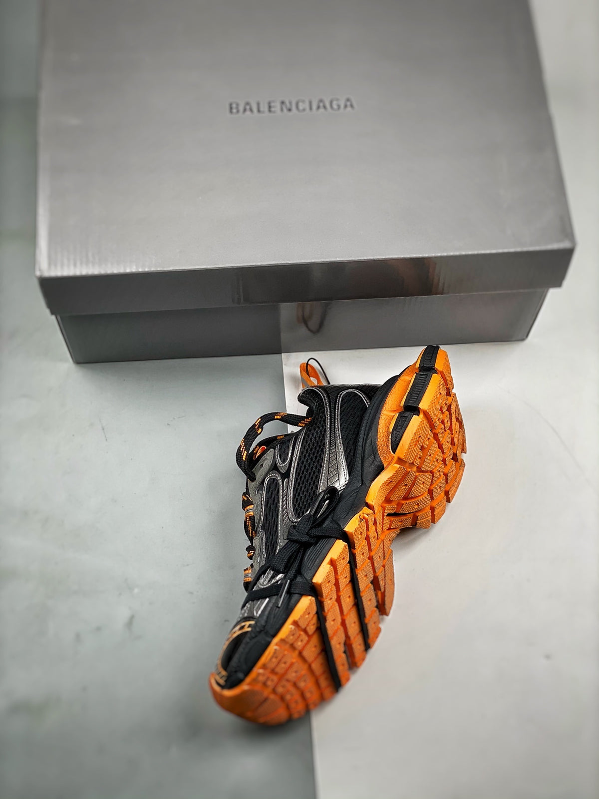 Sneakers 3XL 'Noir Orange'