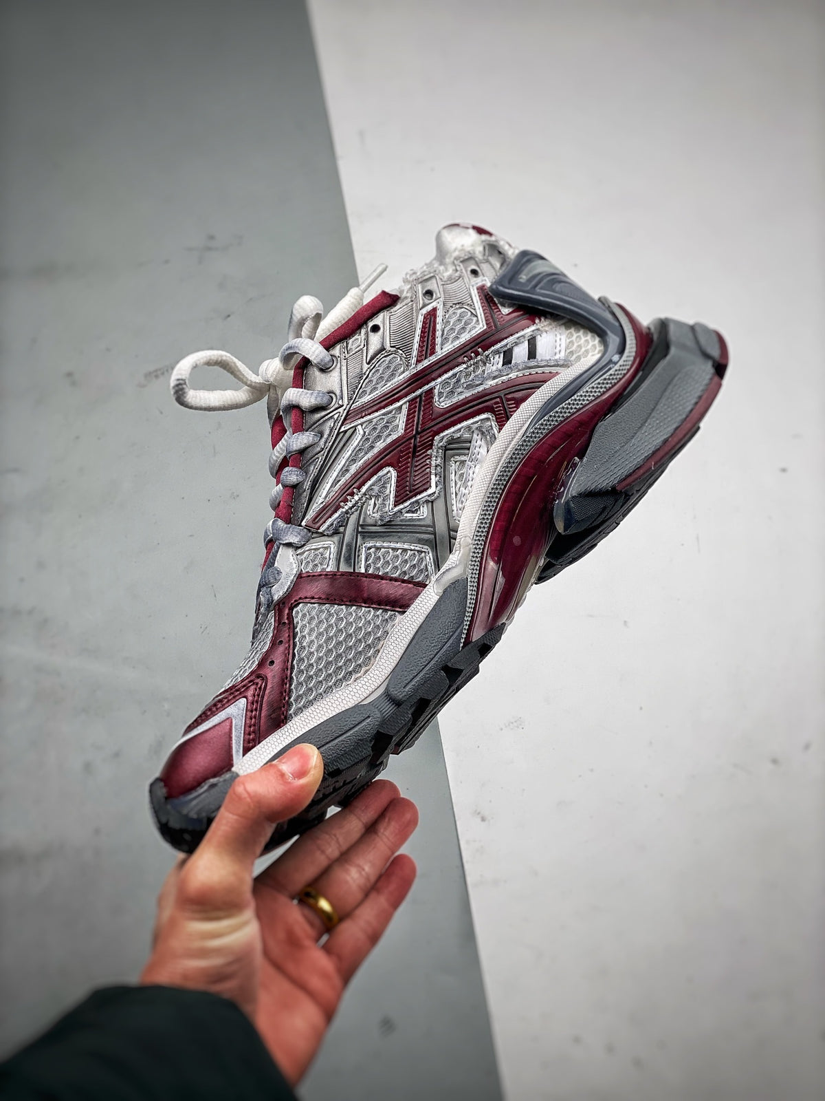Sneakers Runner 'Argent Bordeaux'
