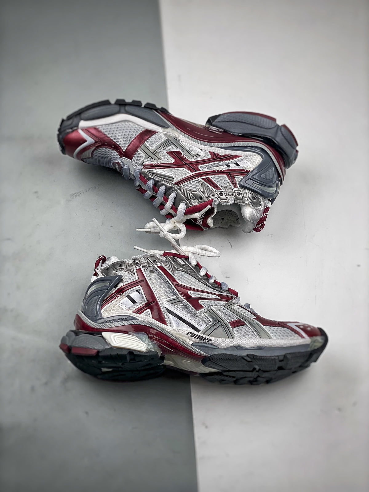 Sneakers Runner 'Argent Bordeaux'