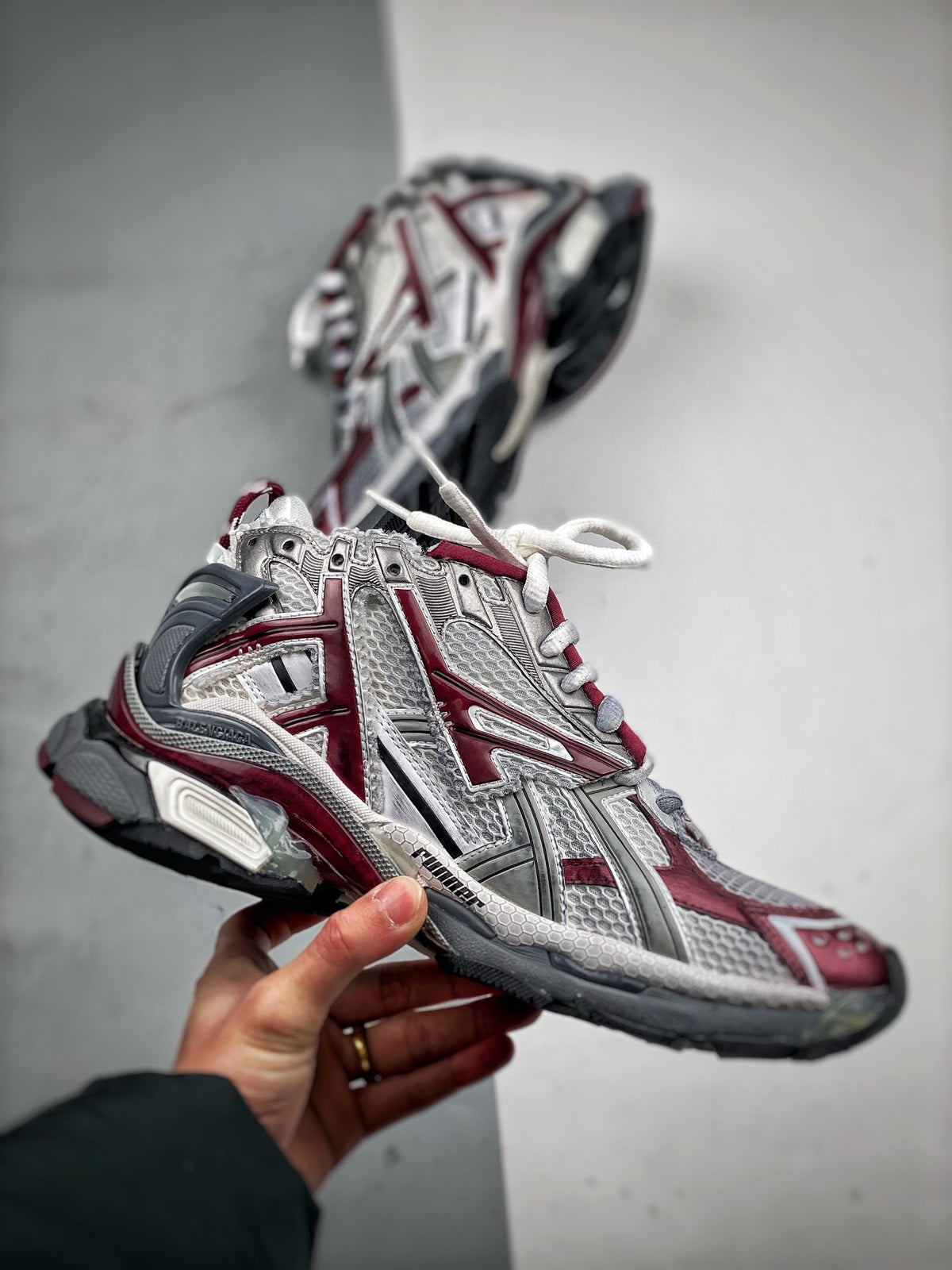 Sneakers Runner 'Argent Bordeaux'