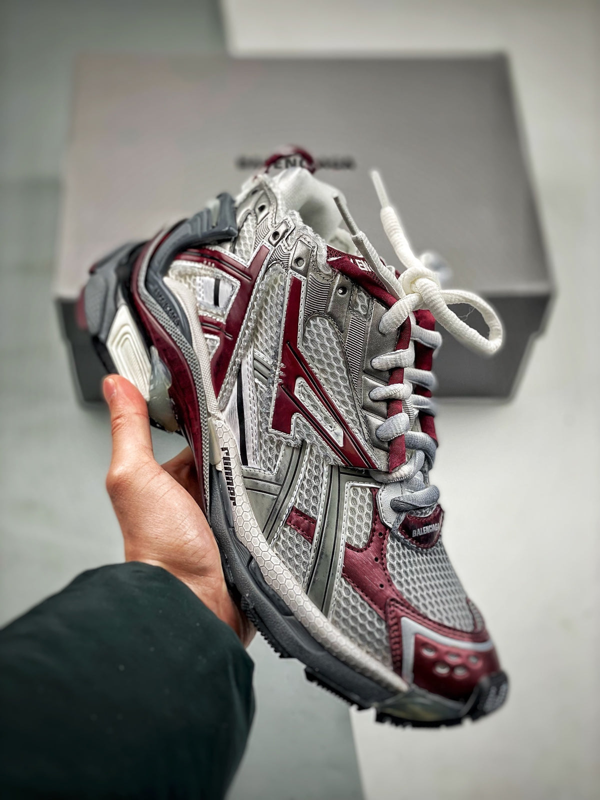 Sneakers Runner 'Argent Bordeaux'