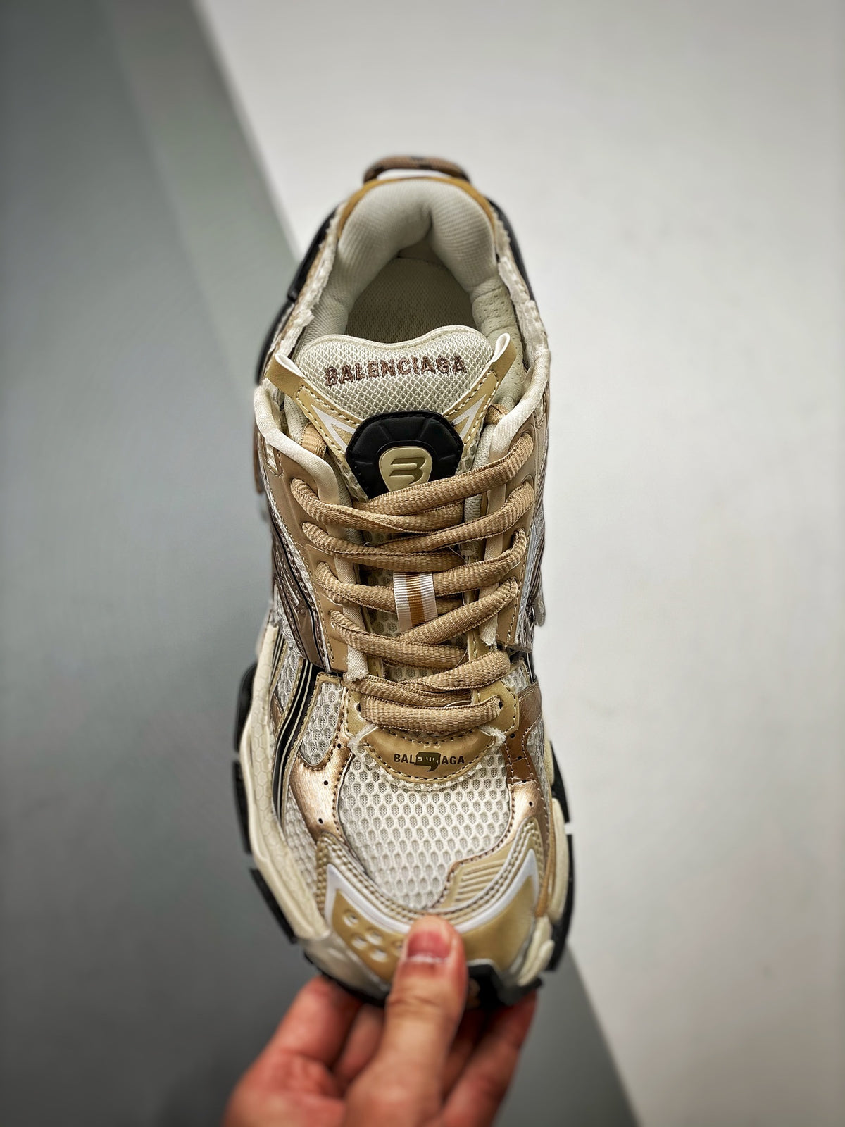Sneakers Runner 'Beige Vieilli'