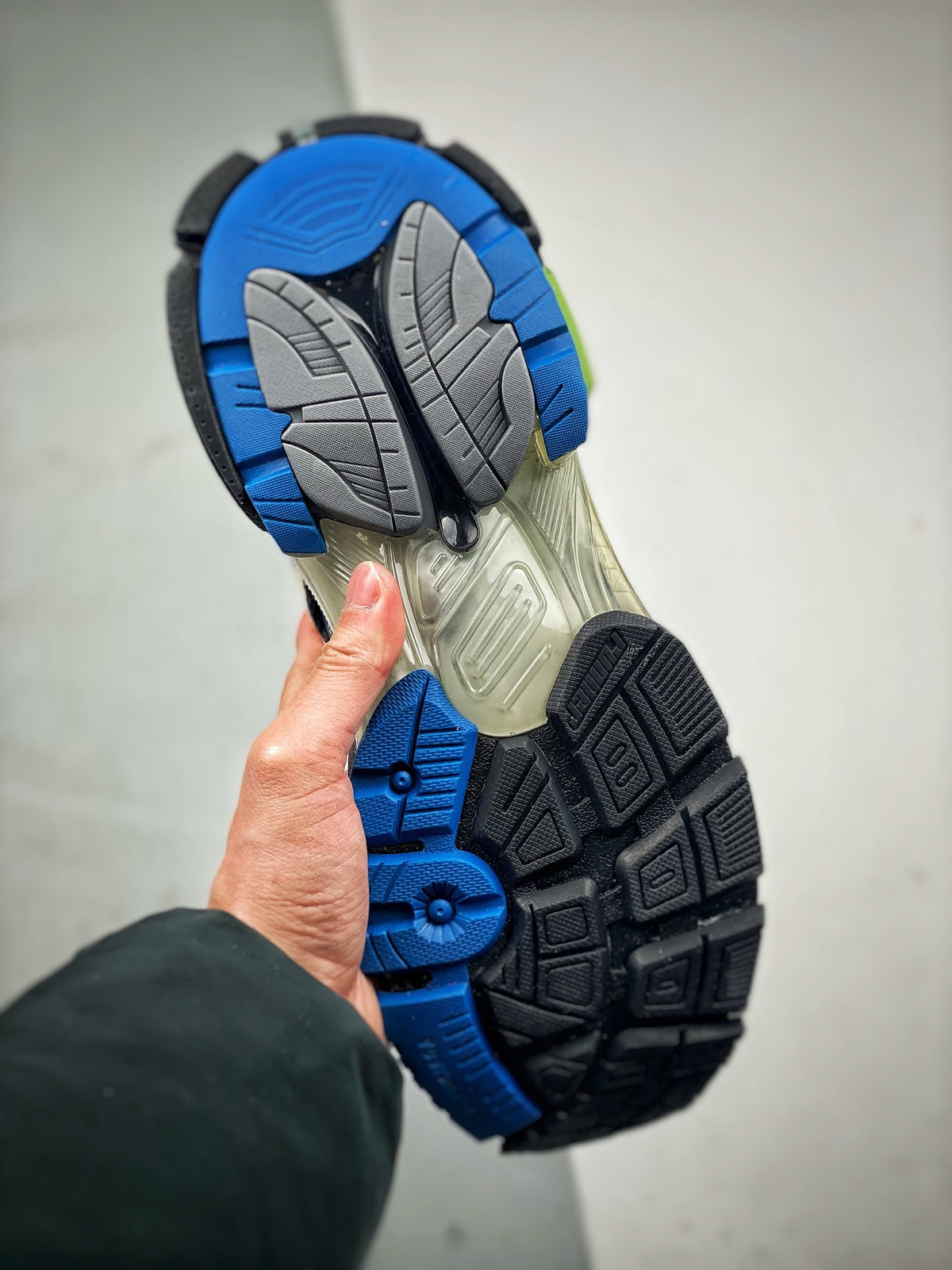 Sneakers Runner 'Noir Bleu Jaune Fluo'