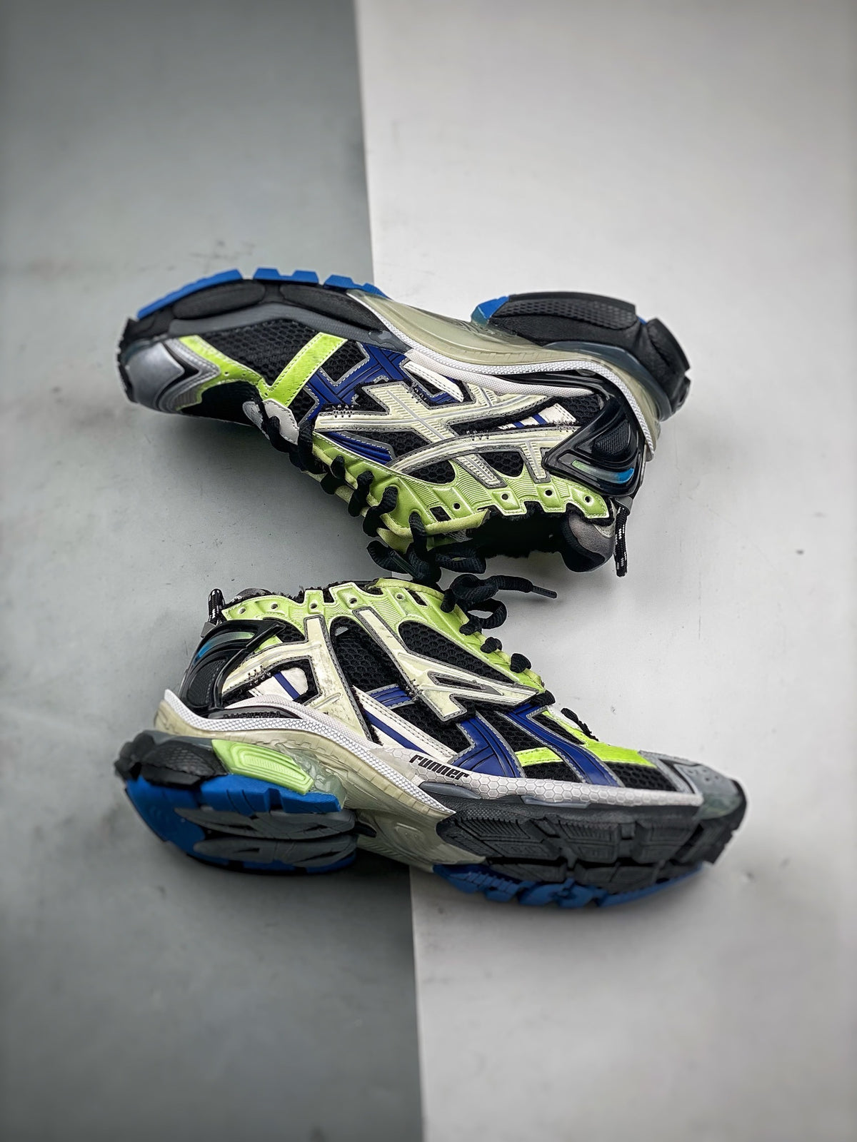 Sneakers Runner 'Noir Bleu Jaune Fluo'