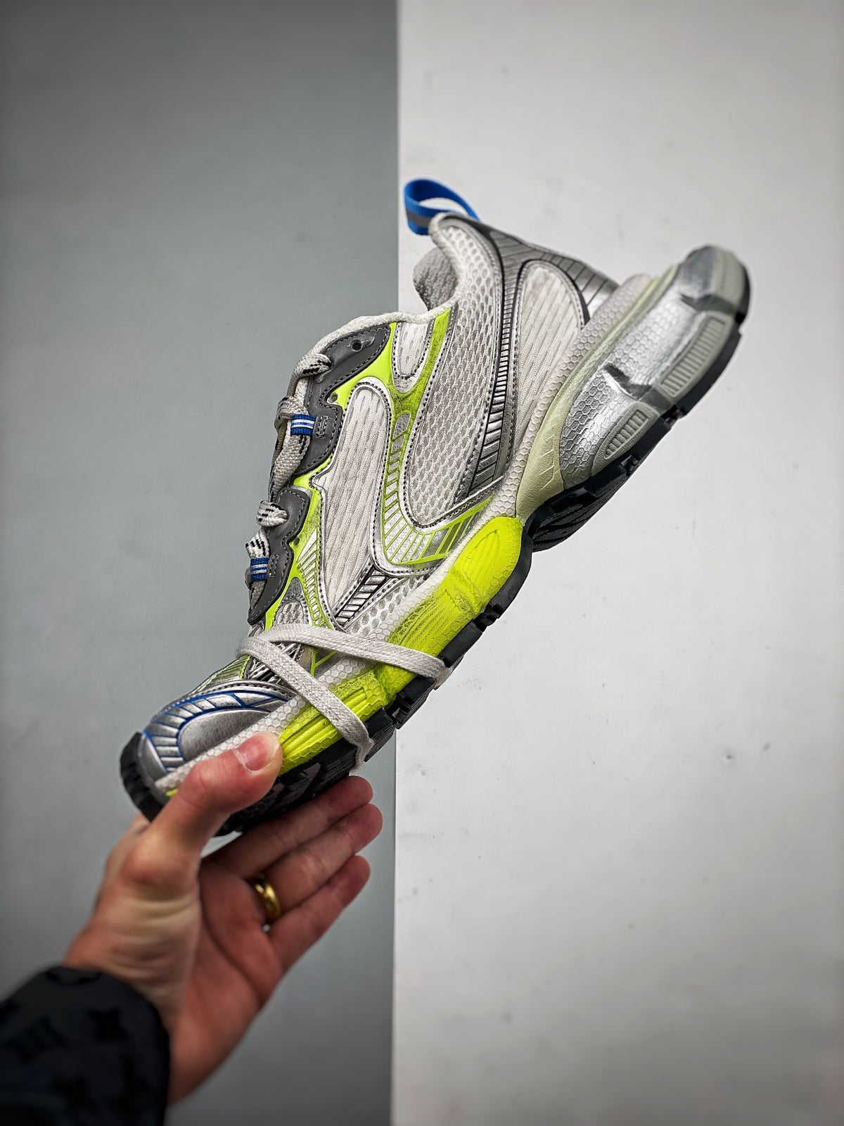 Sneakers 3XL 'Argent Bleu Jaune'