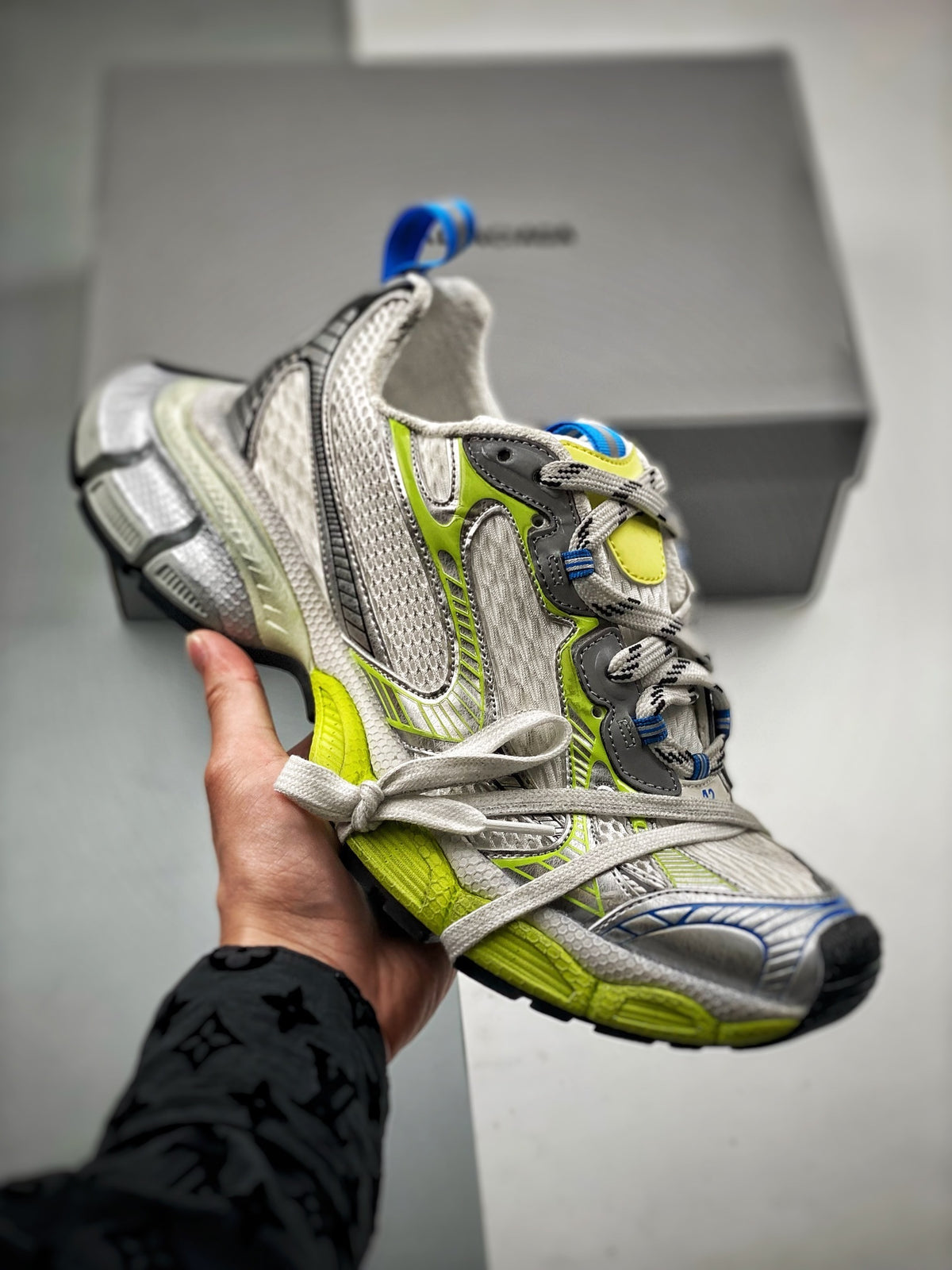 Sneakers 3XL 'Argent Bleu Jaune'
