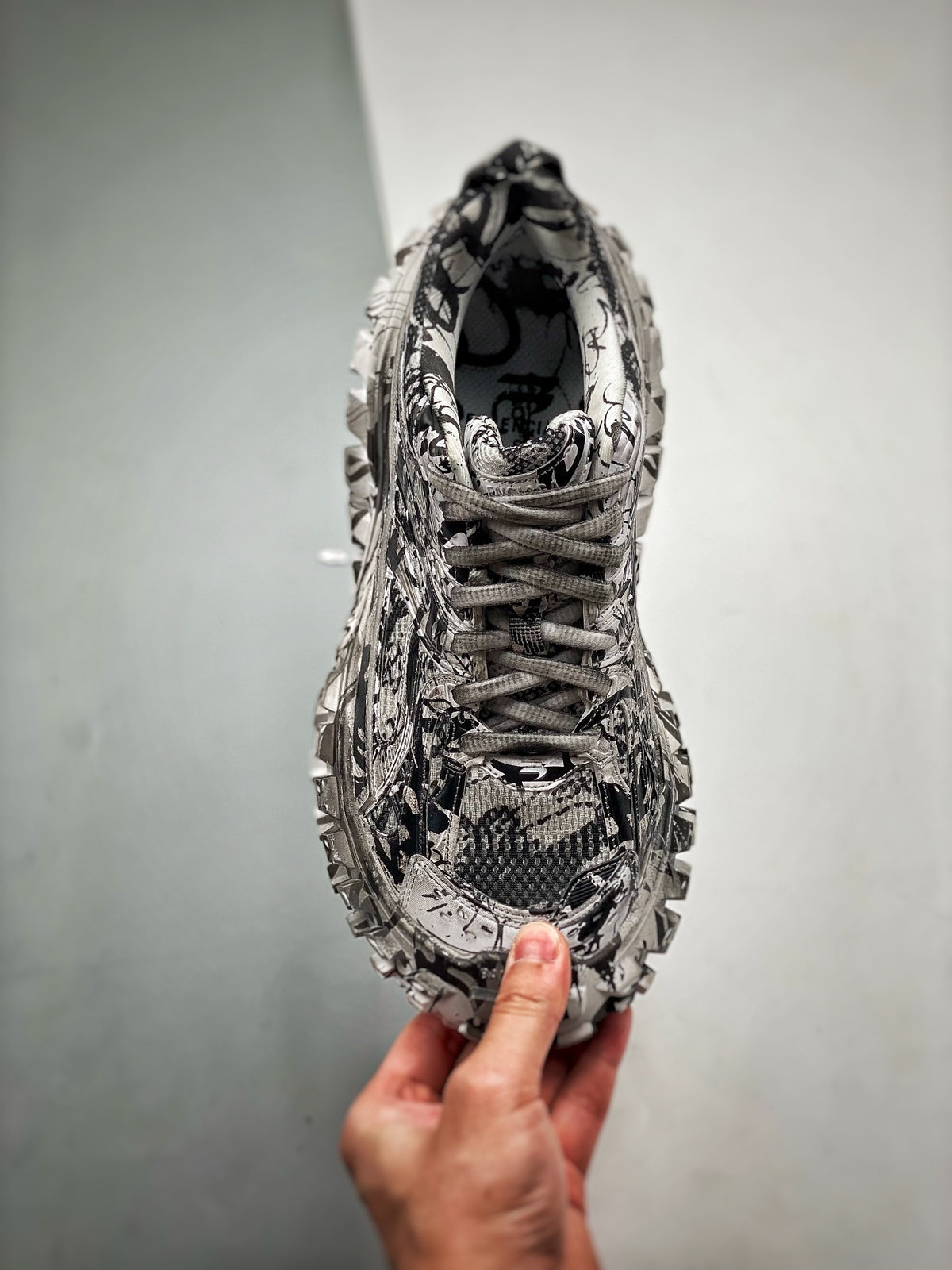 Sneakers Defender 'Blanc Noir Effet Marbre'