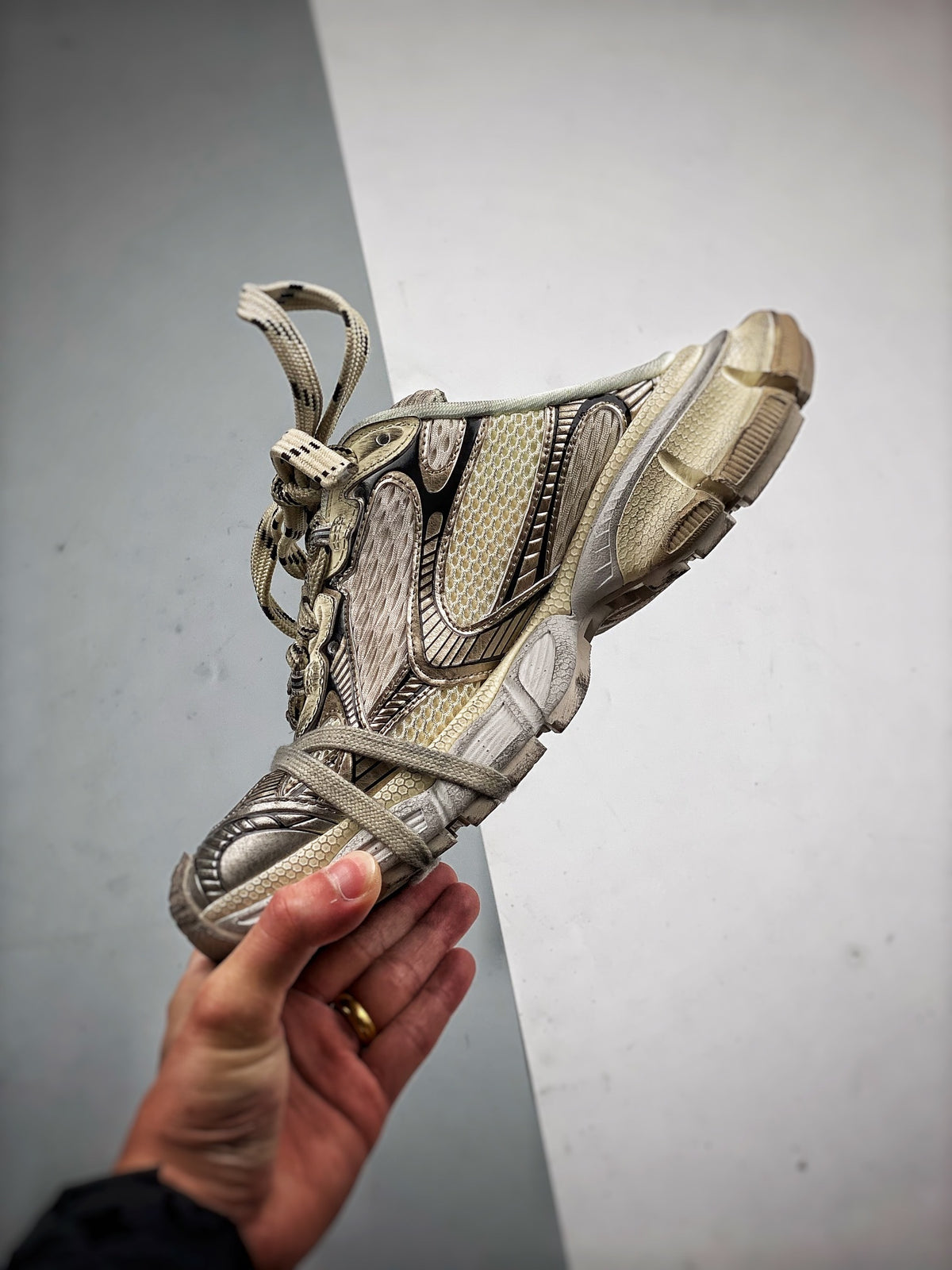 Sneakers 3XL 'Beige Vieilli'