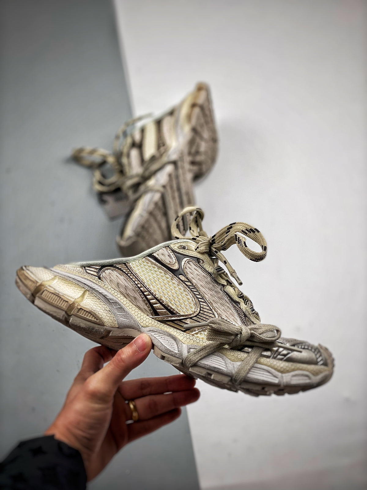 Sneakers 3XL 'Beige Vieilli'