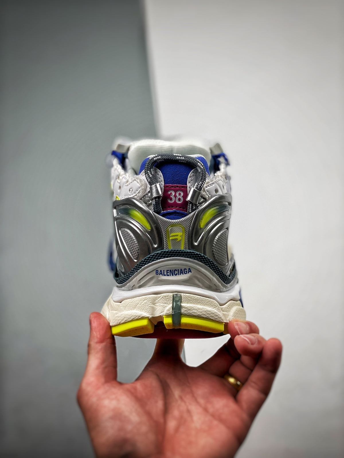 Sneakers Runner 7.5 'Blanc Jaune Bleu Violet'