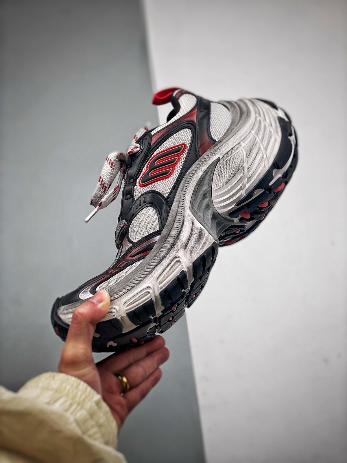 Sneakers 10XL 'Argent Rouge Noir'