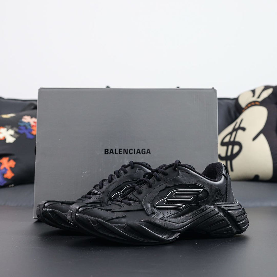 Sneakers 16 'Noir'