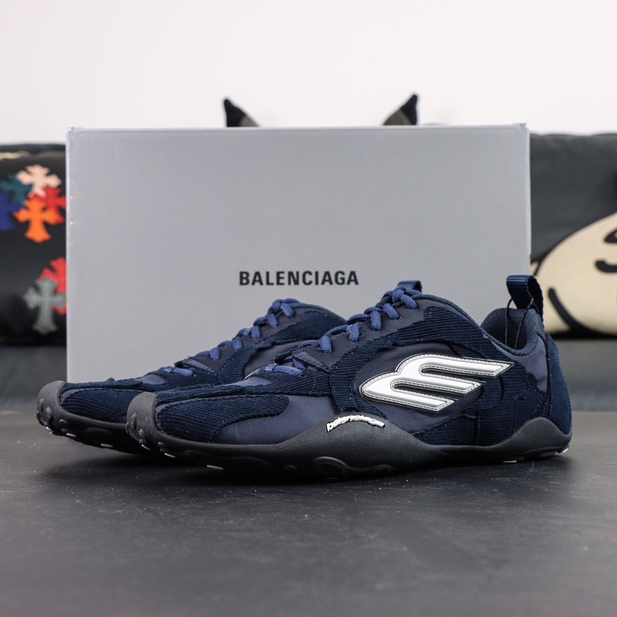 Sneakers Monday 16 'Bleu Marine'