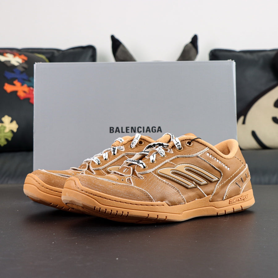 Sneakers Hamptons Worn-Out 'Camel'