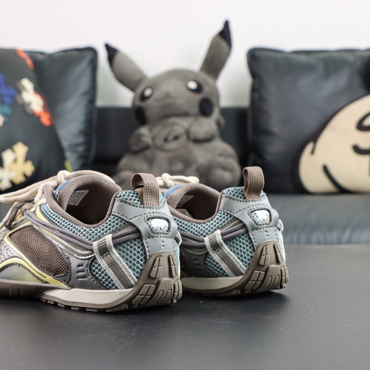 Sneakers Radar 25 'Kaki Beige'
