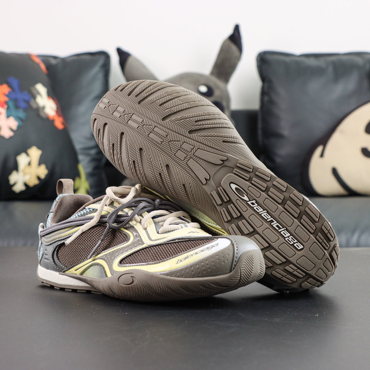 Sneakers Radar 25 'Kaki Beige'