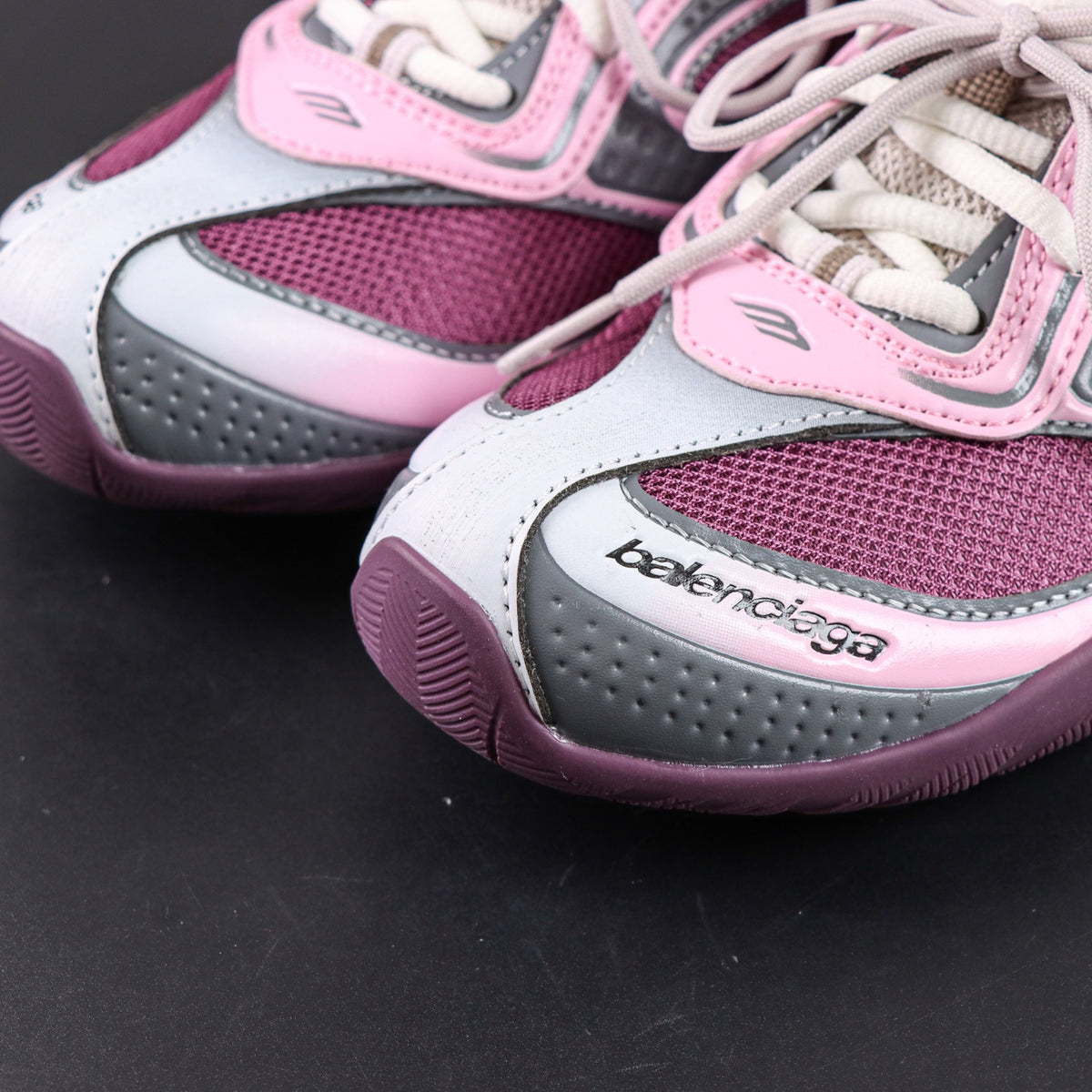 Sneakers Radar 25 'Rose Violet'