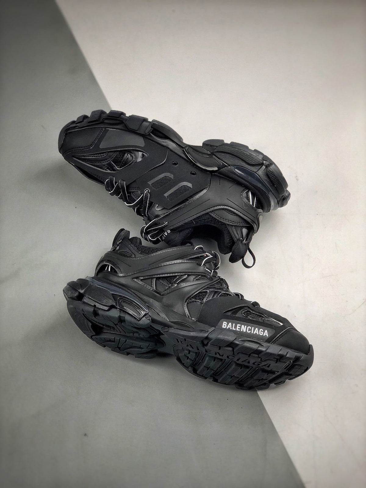 Sneakers Track 1.0 'Noir'