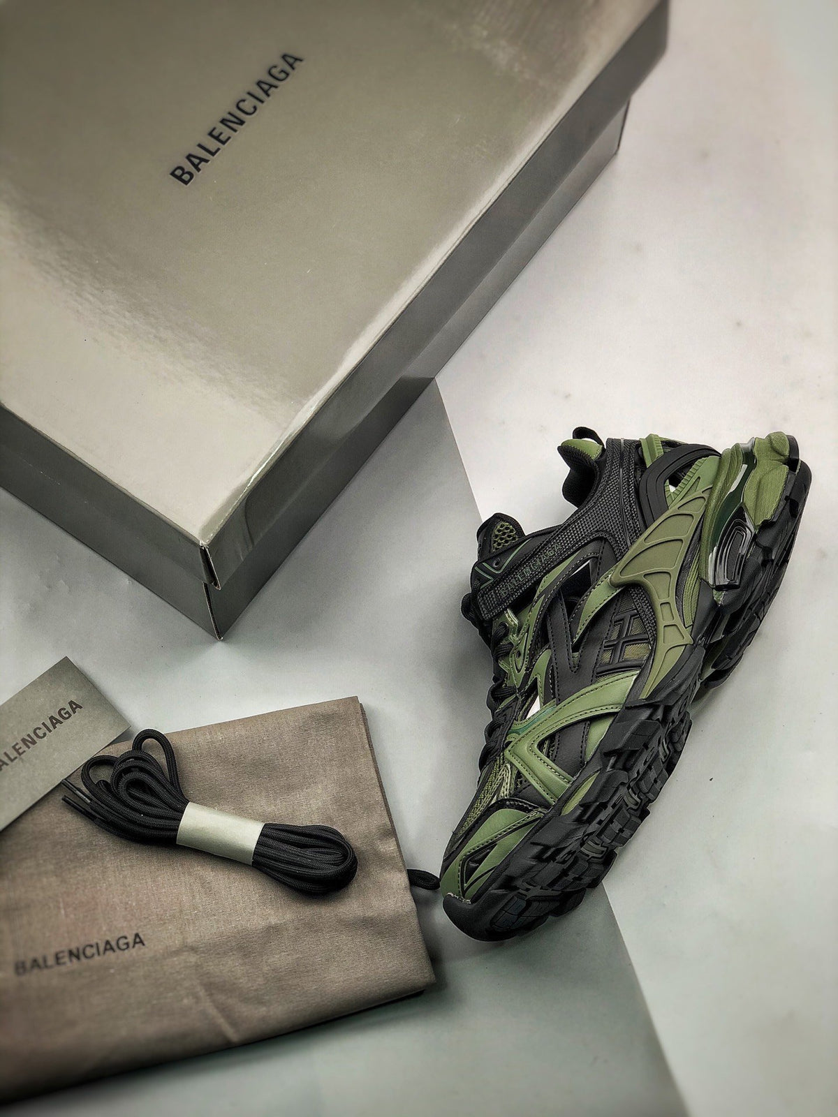 Sneakers Track 2.0 'Vert Kaki Noir'