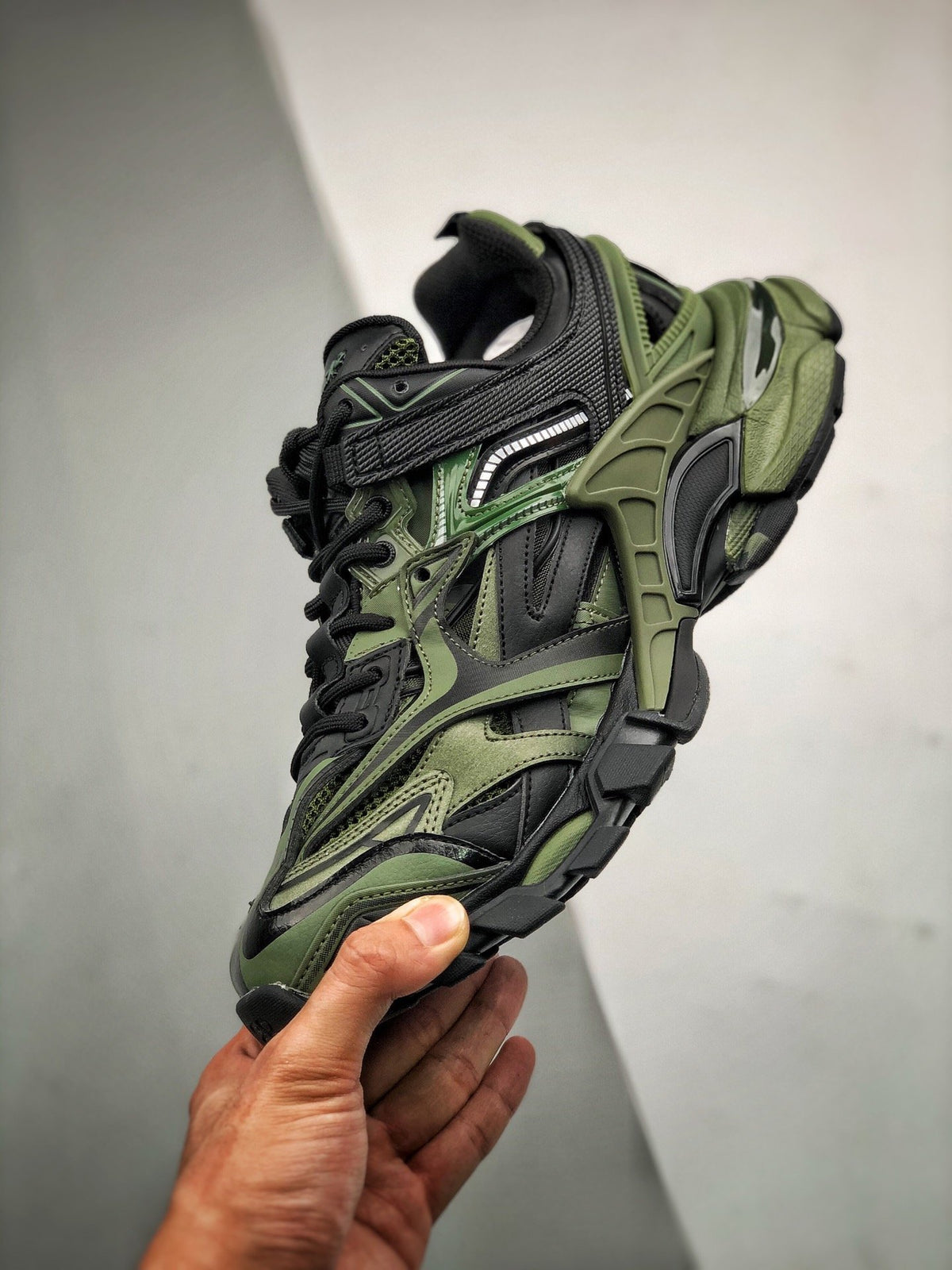 Sneakers Track 2.0 'Vert Kaki Noir'