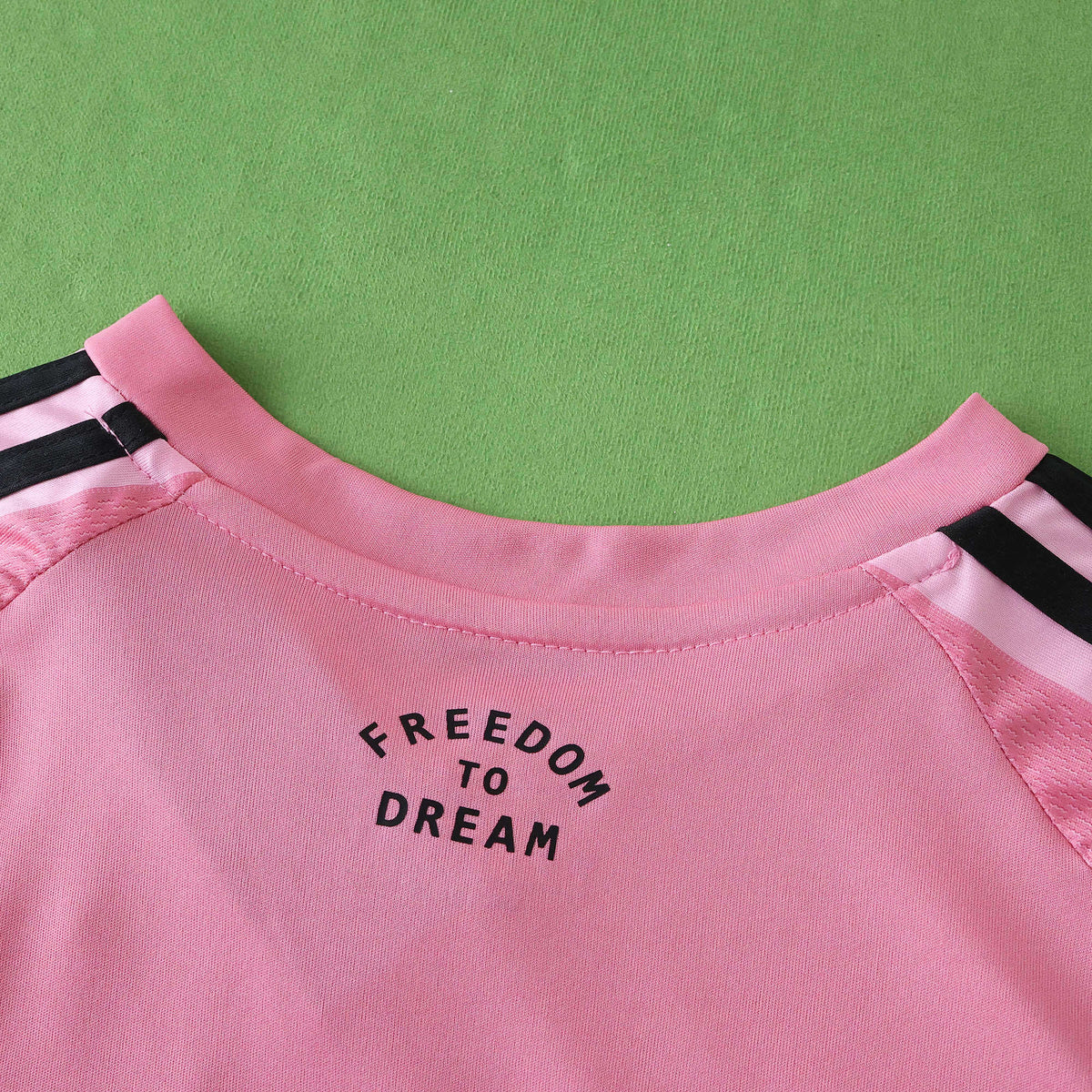Ensemble Enfant Inter Miami 2025/26 Domicile — vue 3