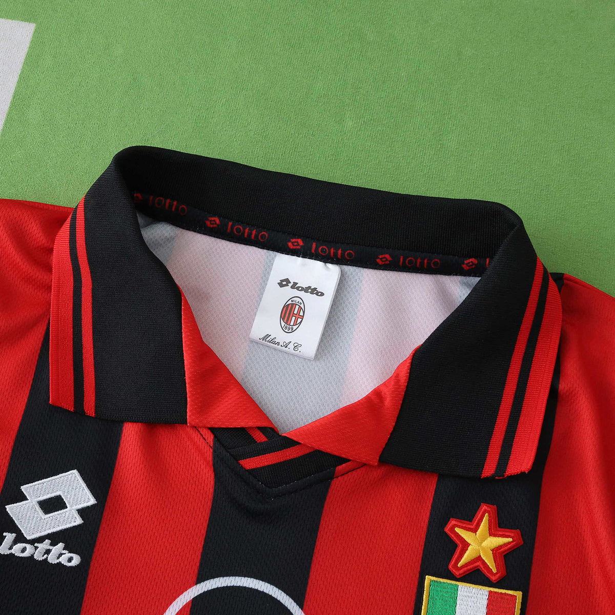 Ensemble Enfant AC Milan 1996/97 Domicile Rétro — vue 2